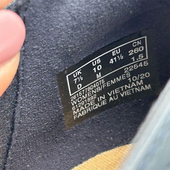 Clarks Ballet Flats Size 10 Navy Blue Perforated Leather Slip On Casual Loafers - Picture 12 of 12